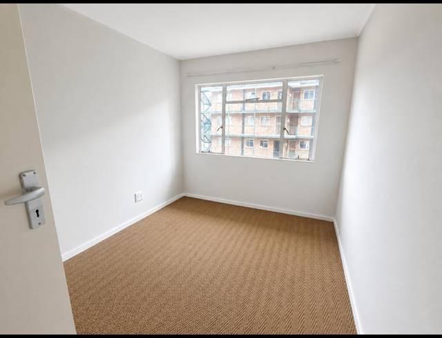 2 BEDROOM APARTMENT FOR SALE IN DIE HOEWES